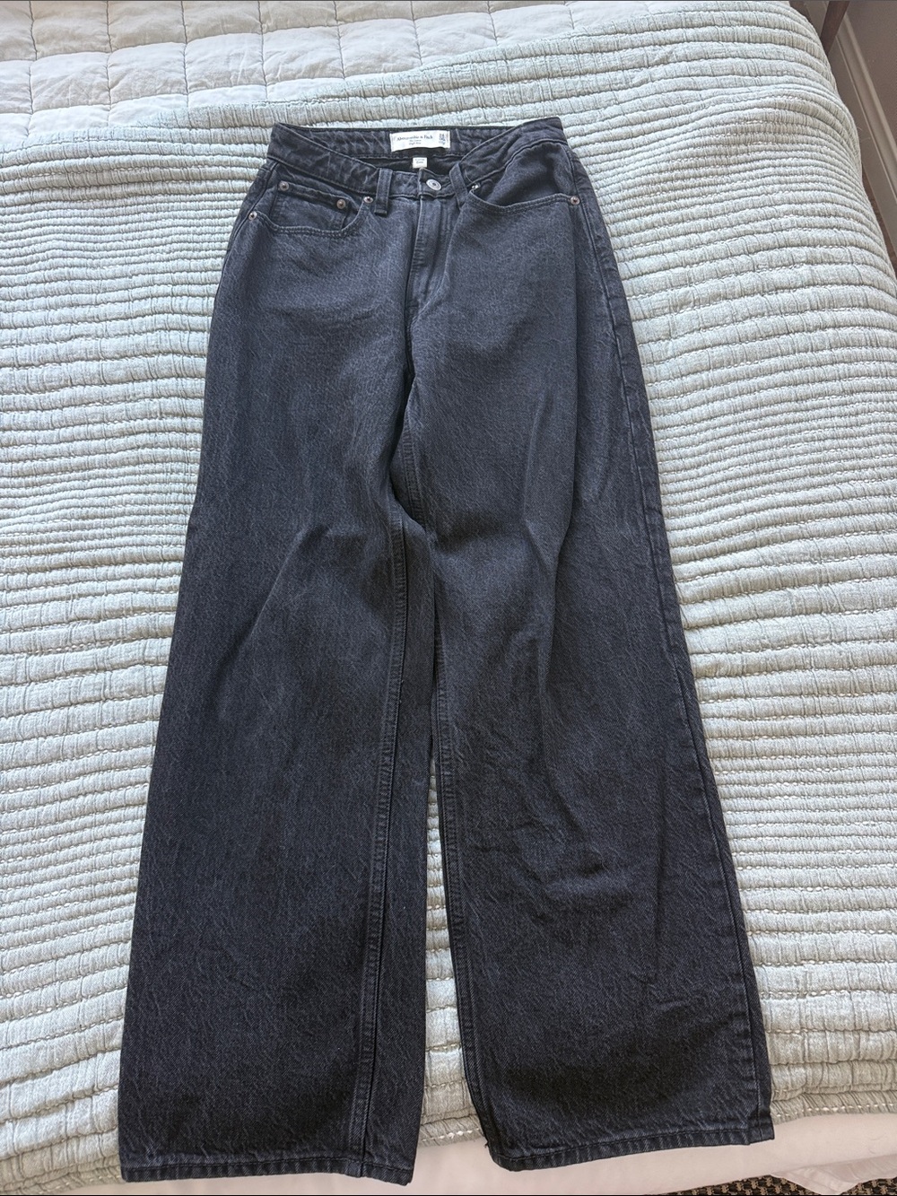Abercrombie & Fitch curve love short Women's Black Wide-Leg Jeans